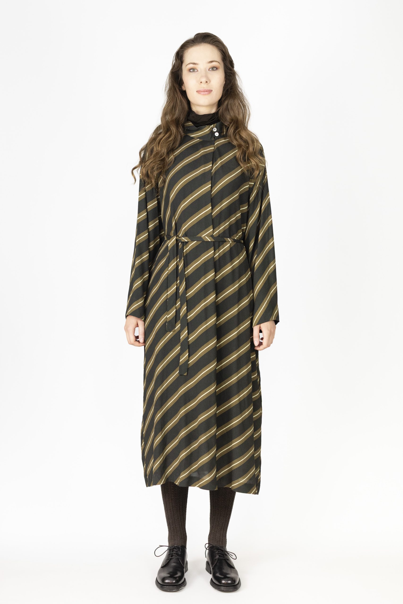 mandorle-dress-lb1